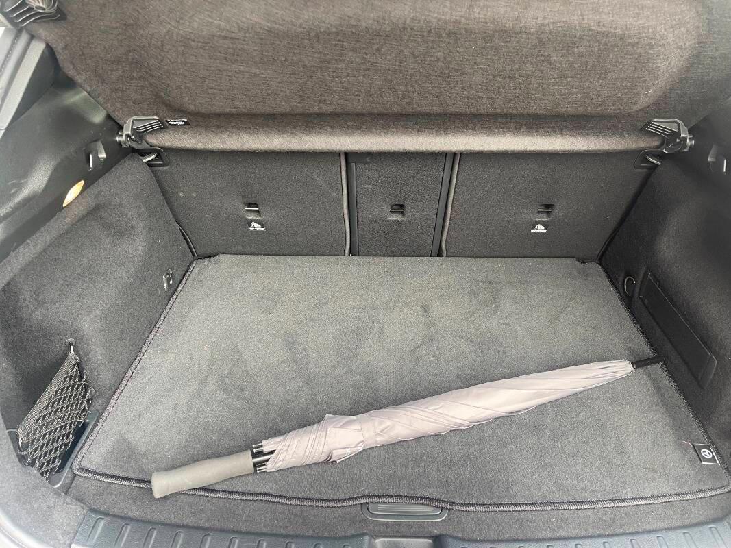 Mercedes Classe GLA 200 d Premium Pack Night Telecamera AMG