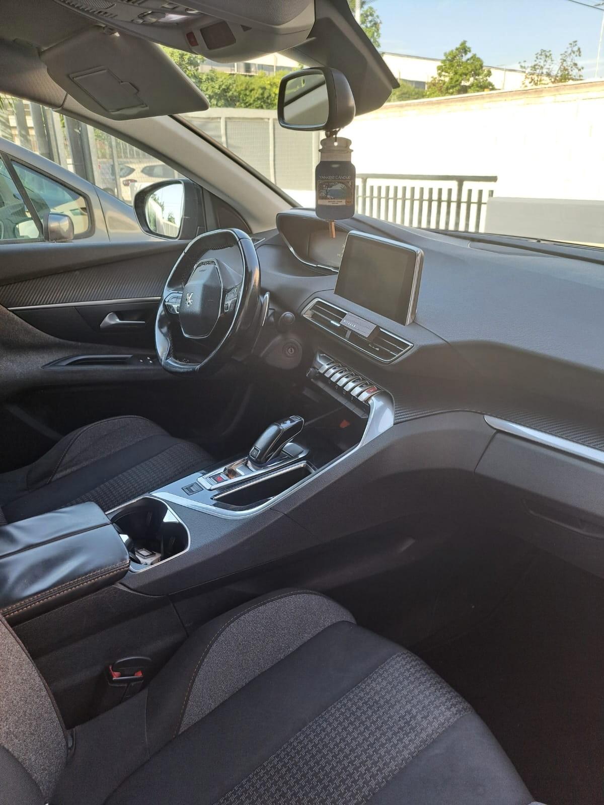 Peugeot 3008 BlueHDi 120 S&S BC Business