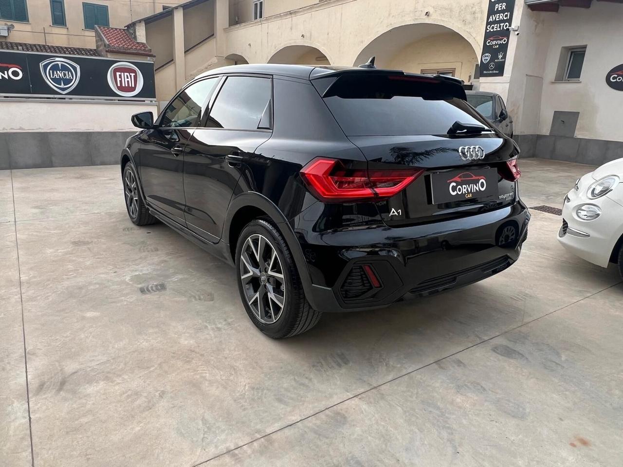 Audi A1 citycarver 35 TFSI S tronic S Line