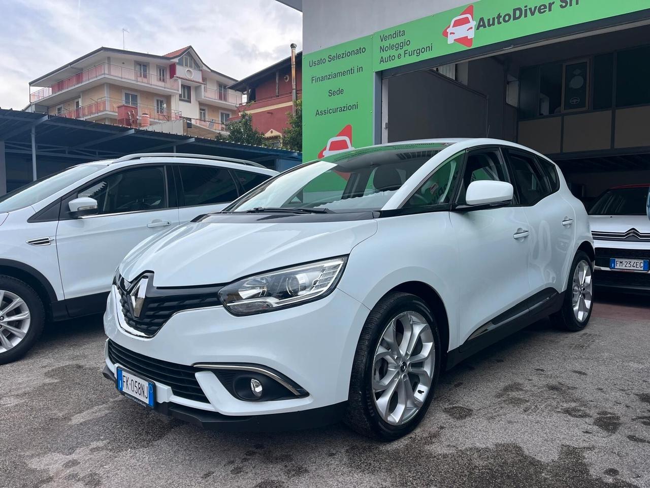 Renault Scenic Scénic dCi 8V 110 CV EDC Energy Bose
