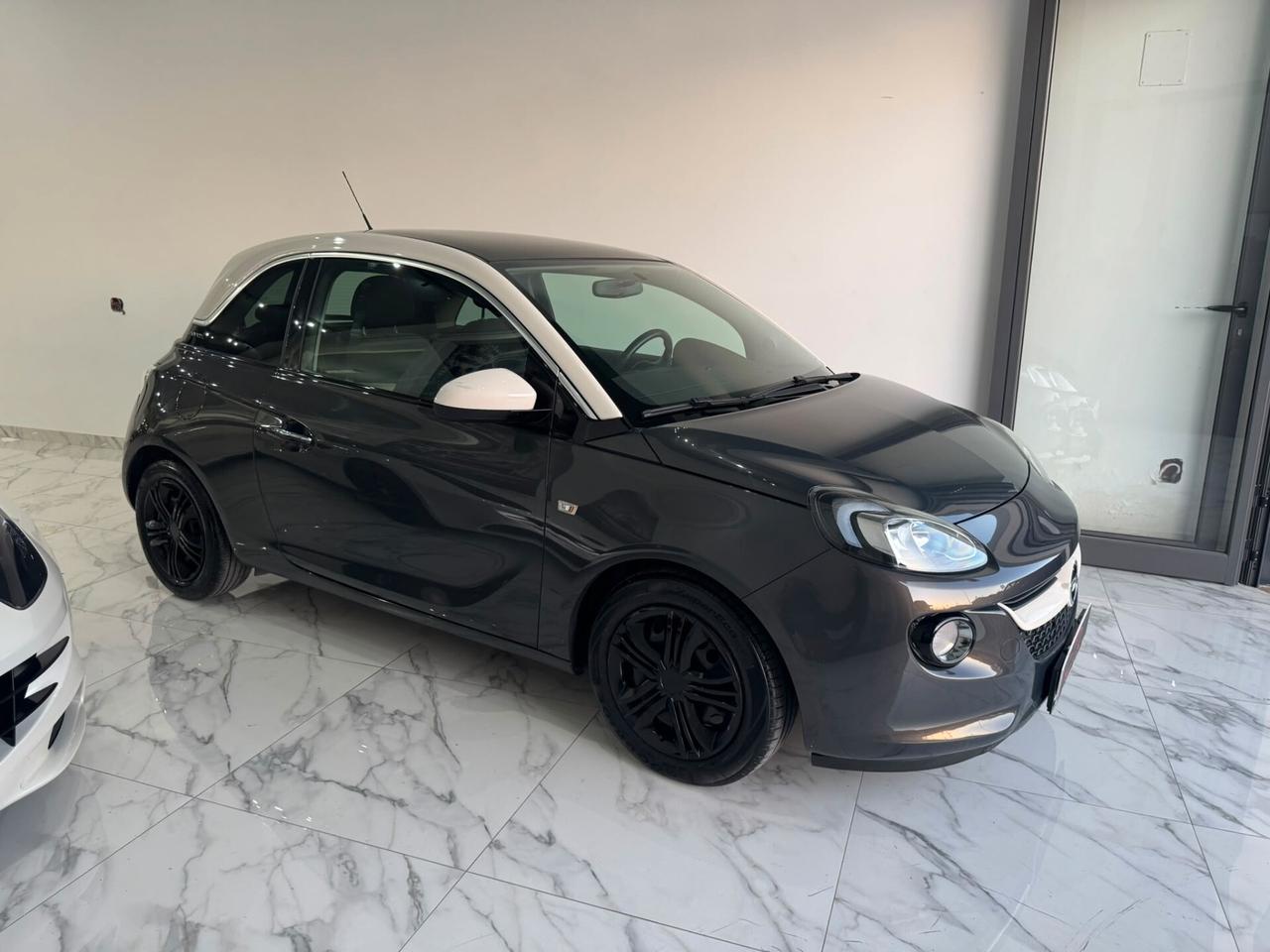 Opel Adam 1.4 87 CV Slam