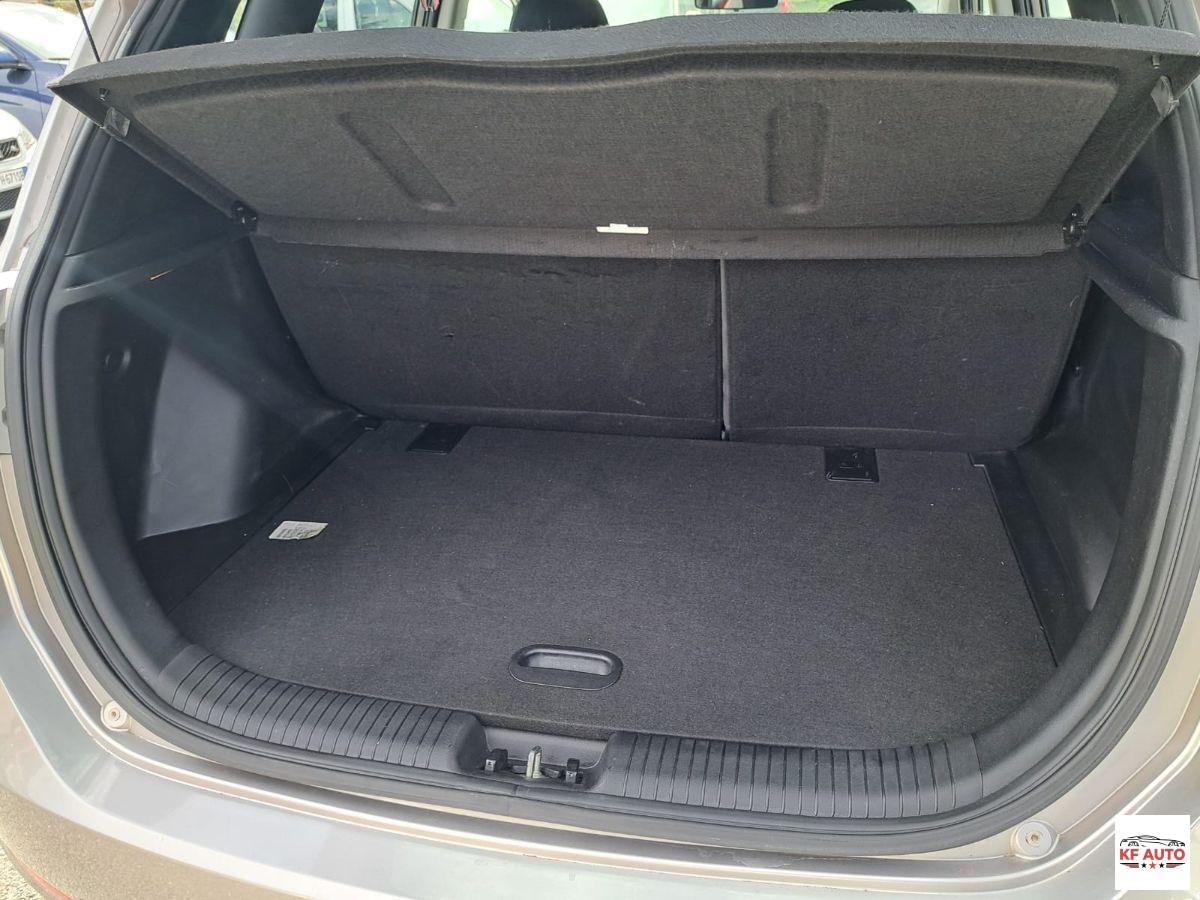 HYUNDAI - iX20 - 1.6 MPI APP MODE