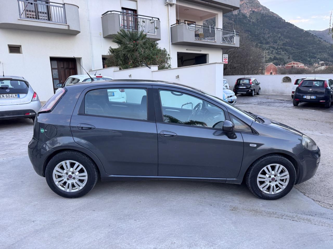 Fiat Punto 1.2 8V 5 porte Lounge