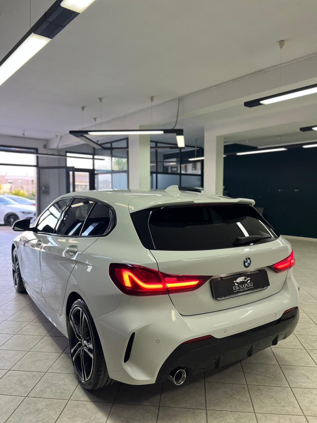 Bmw 116 116d 5p. Msport