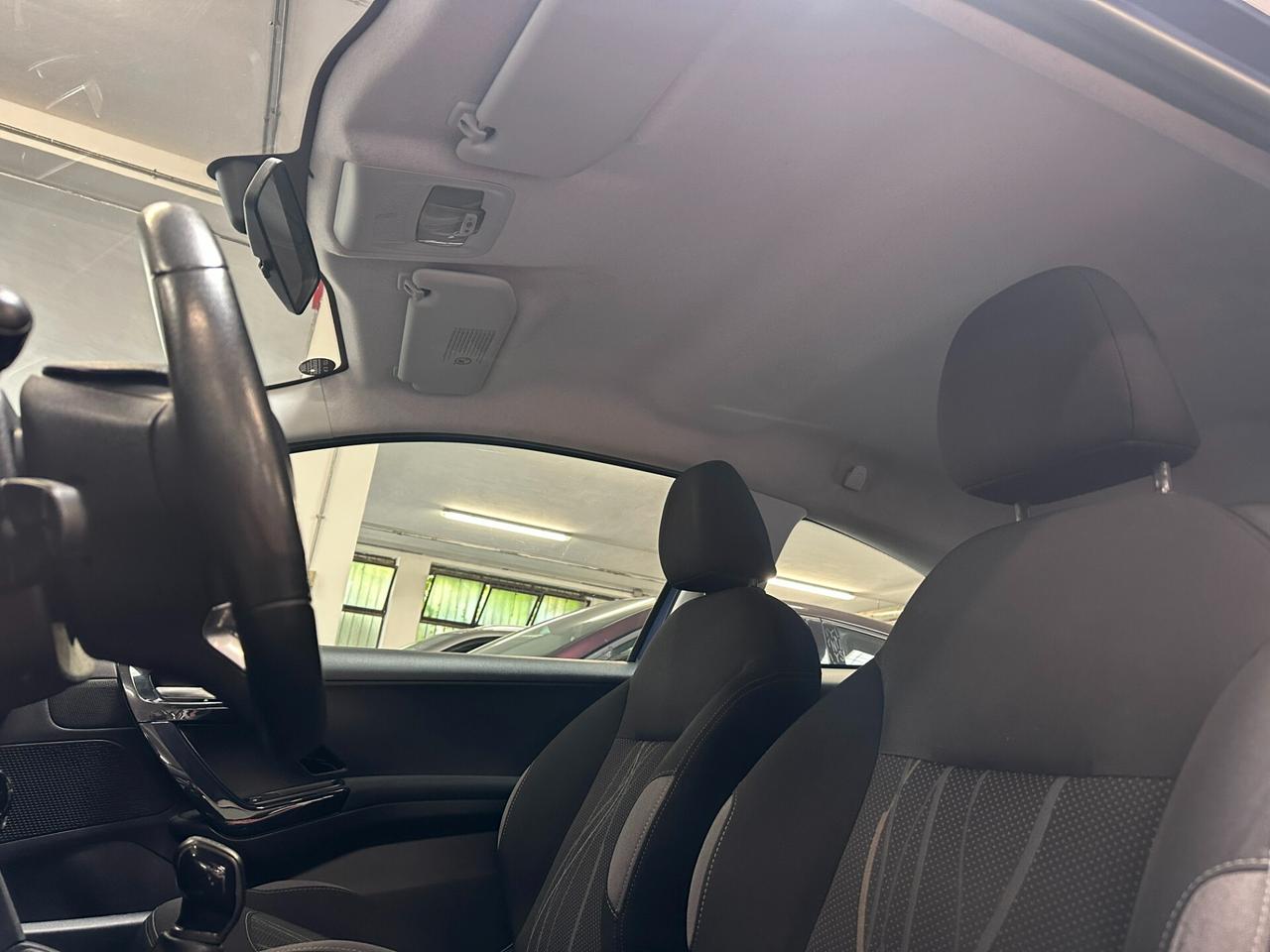 Peugeot 208 1.2 VTi 82 CV 3 porte Allure