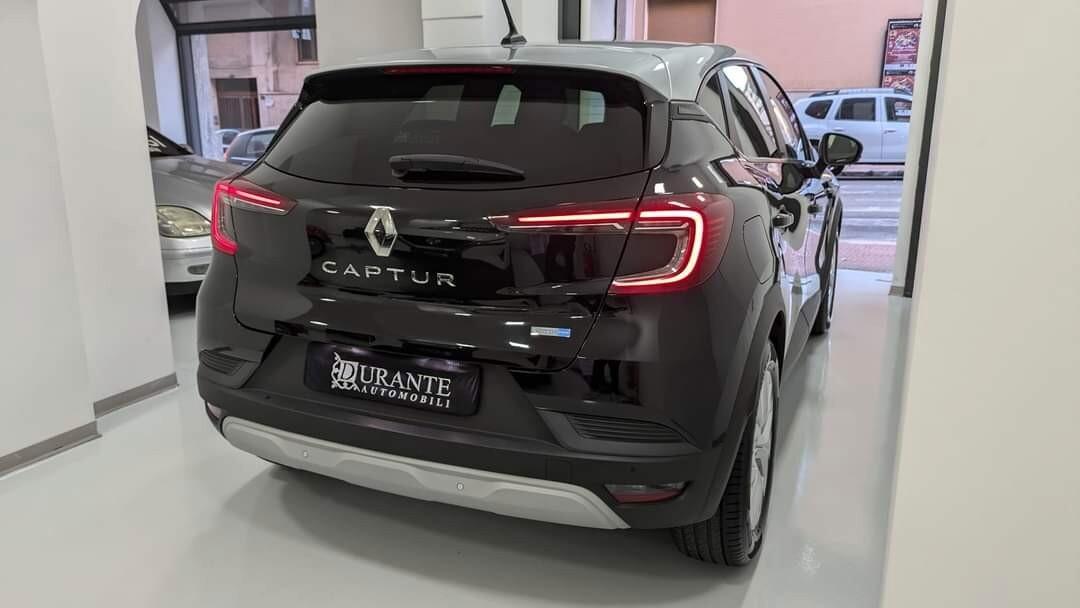 Renault Captur Full Hybrid ok Neopatentati E-Tech 145 CV Business