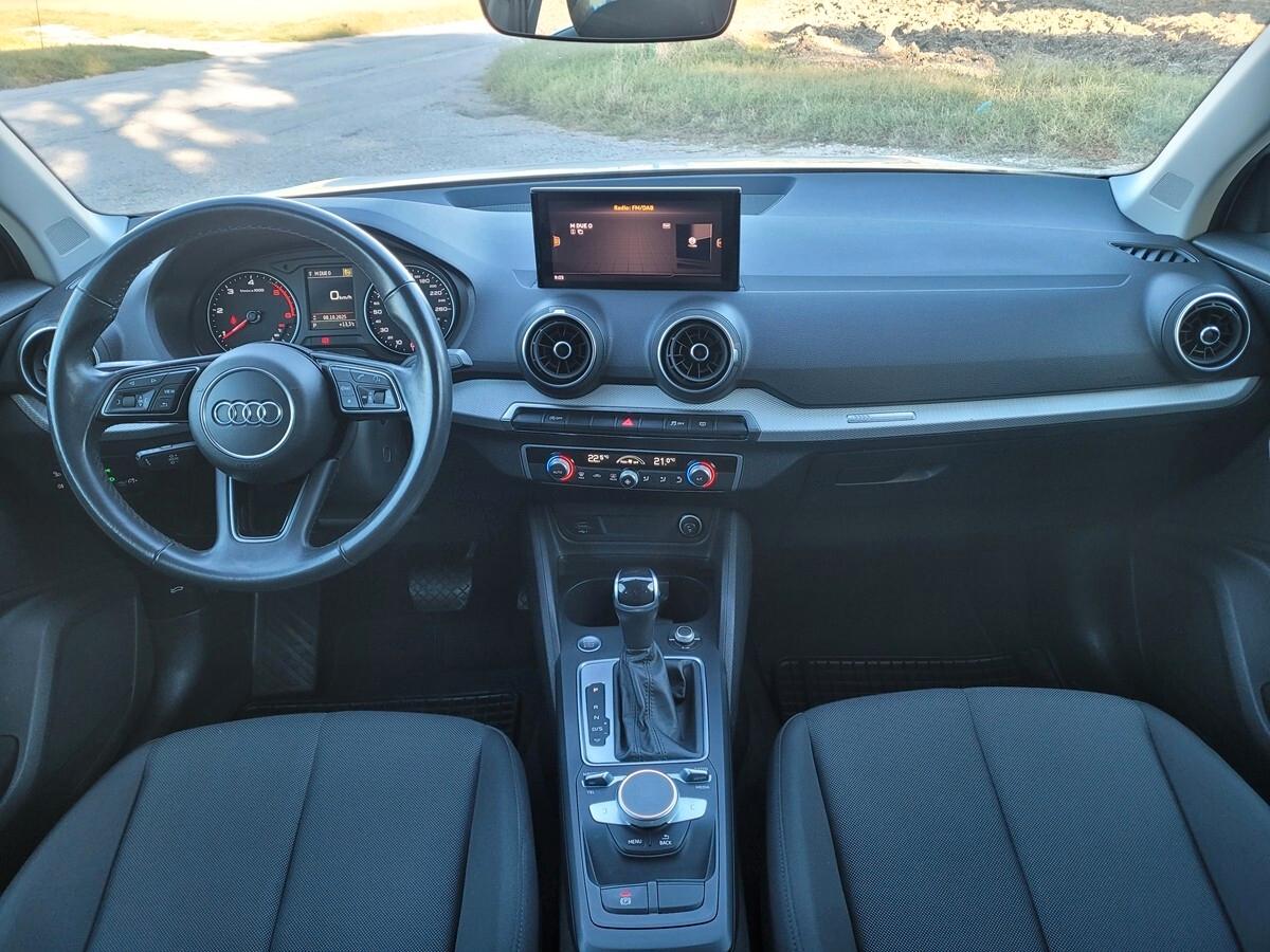 Audi Q2 30 TDI S line Edition