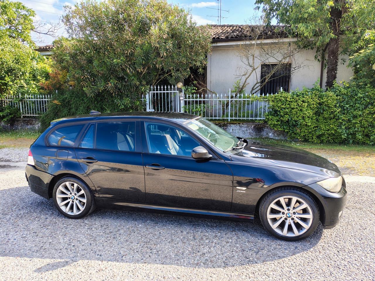 Bmw 320 320d cat xDrive Touring Attiva