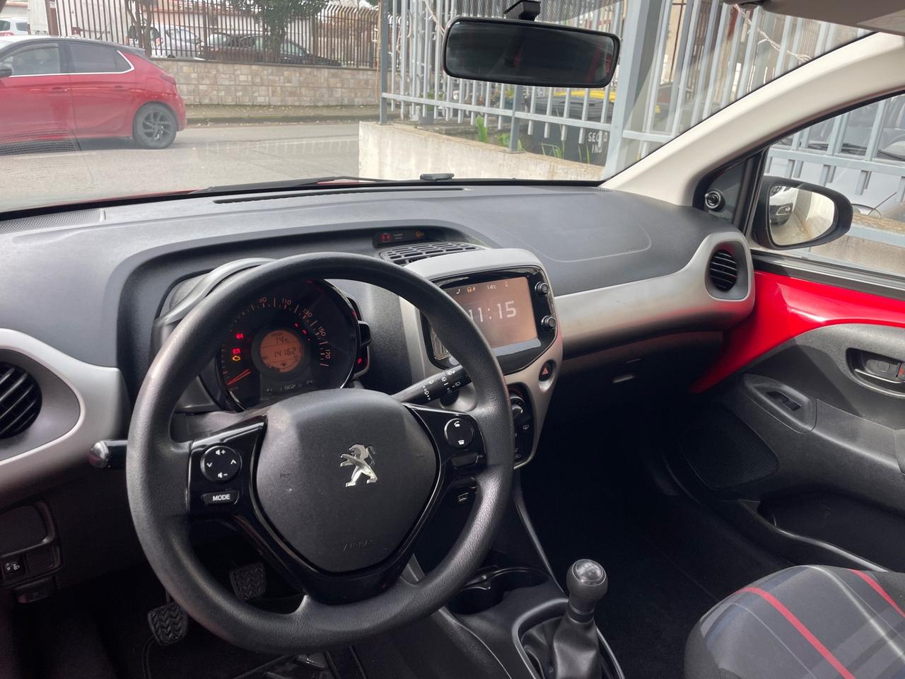 Peugeot 108 VTi 68 5 porte Allure