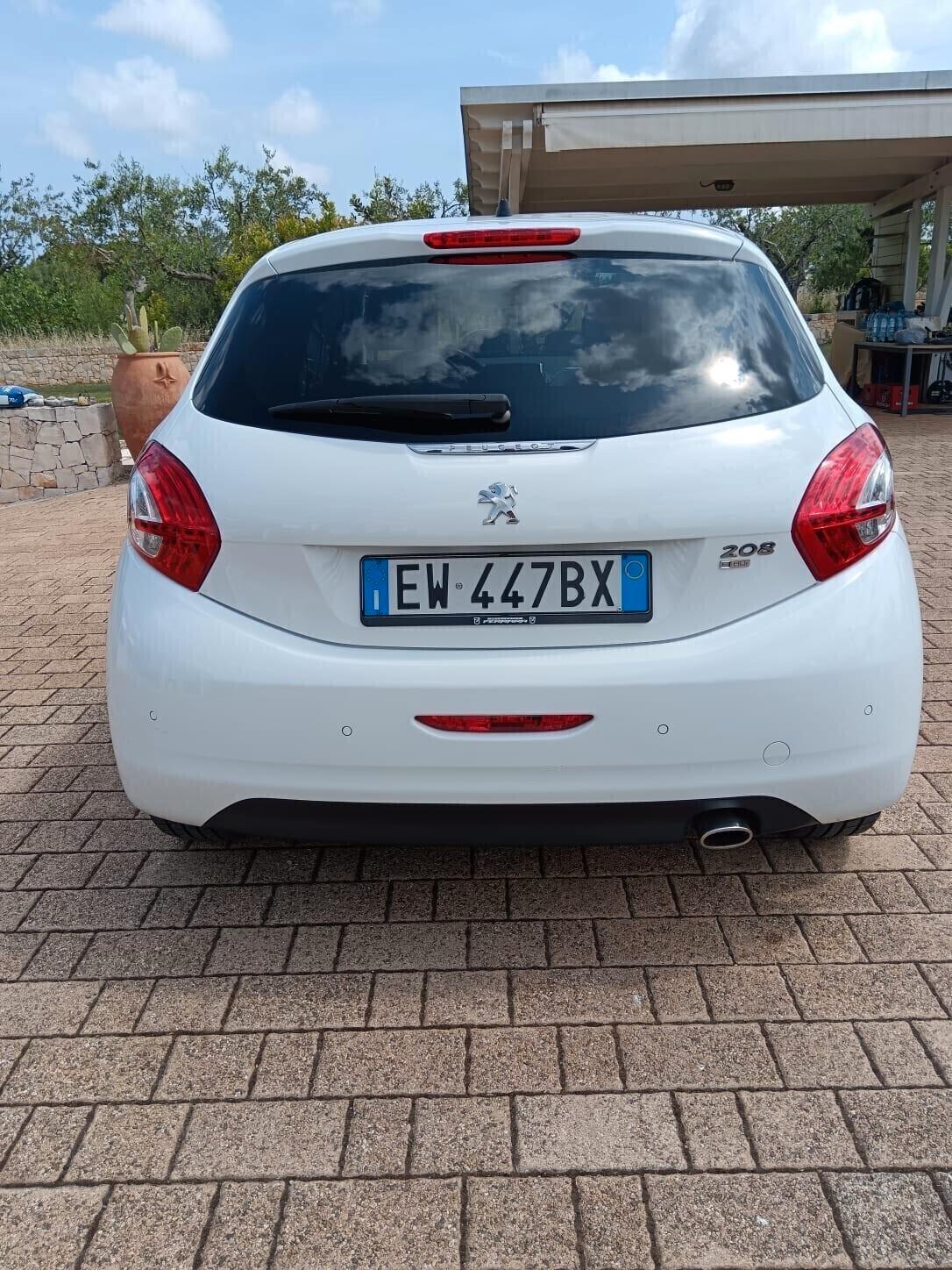 Peugeot 208 1.6 e-HDi 115 CV Stop&Start 3 porte XY