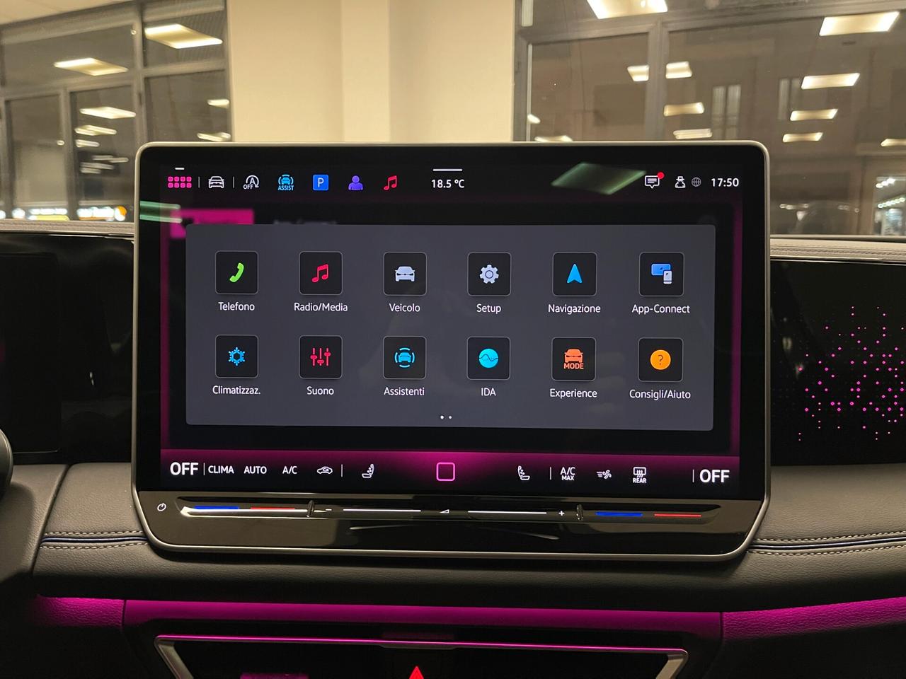 Volkswagen Tiguan 2.0 TDI 150cv SCR DSG R-Line