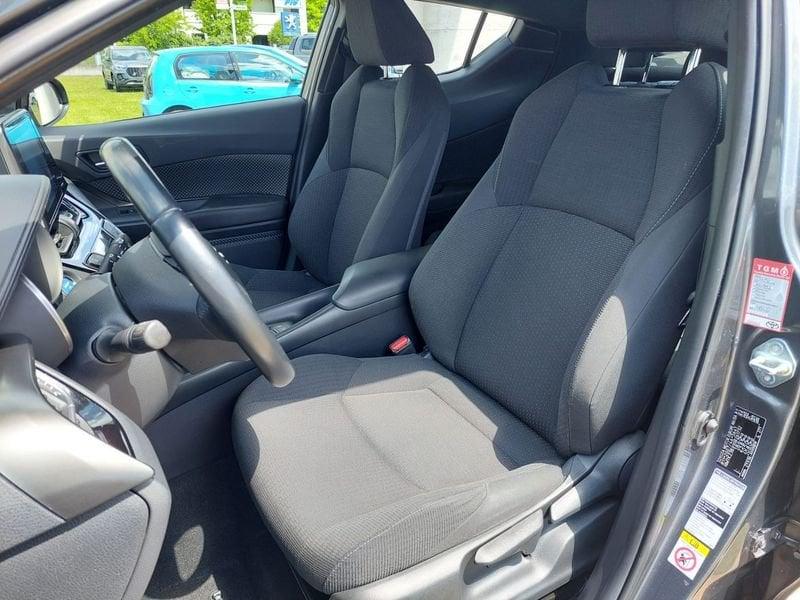 Toyota C-HR 1.8 Hybrid E-CVT Active