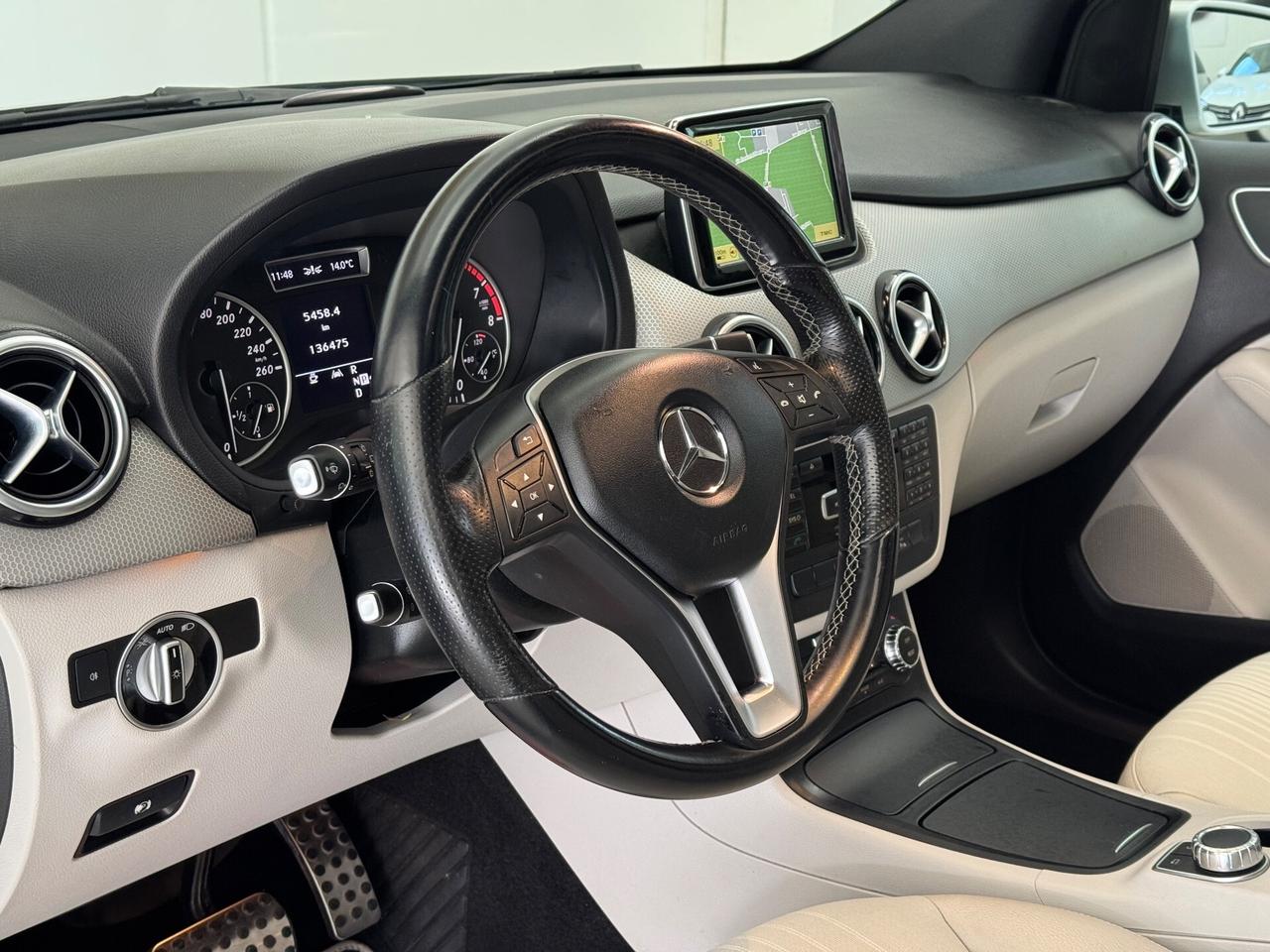 Mercedes-benz B 200 BlueEFFICIENCY Premium