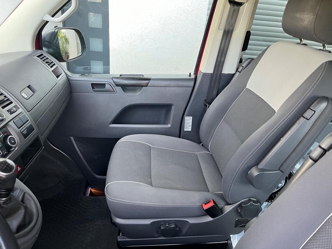 Volkswagen California T5 2.0TDI BEACH AUTOCARAVAN