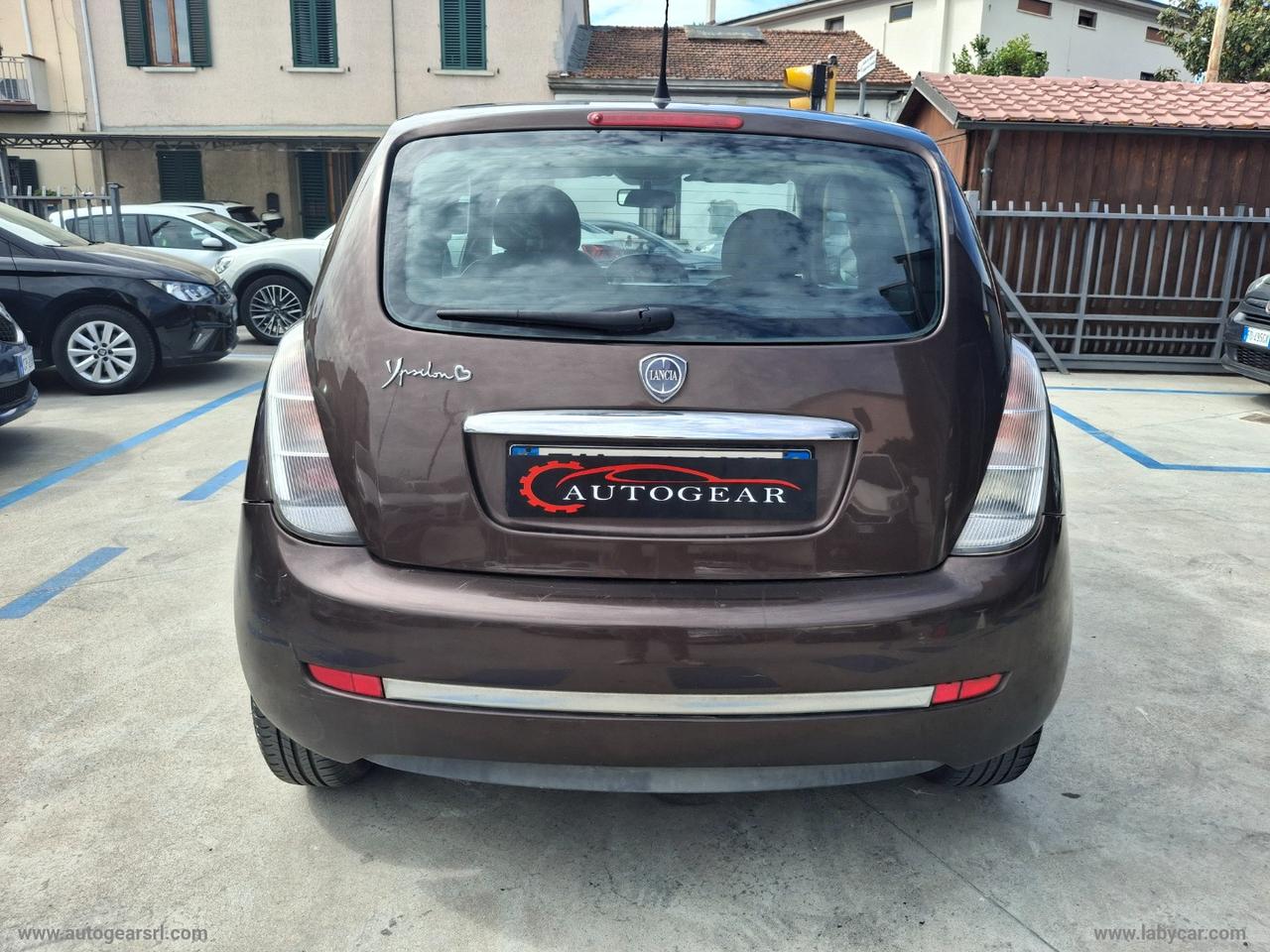 LANCIA Ypsilon 1.2 69 CV Platinum