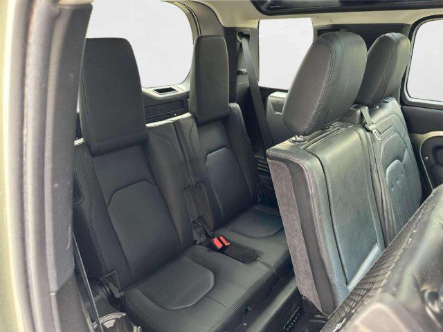 LAND ROVER Defender 110 3.0D I6 250 CV AWD Auto SE