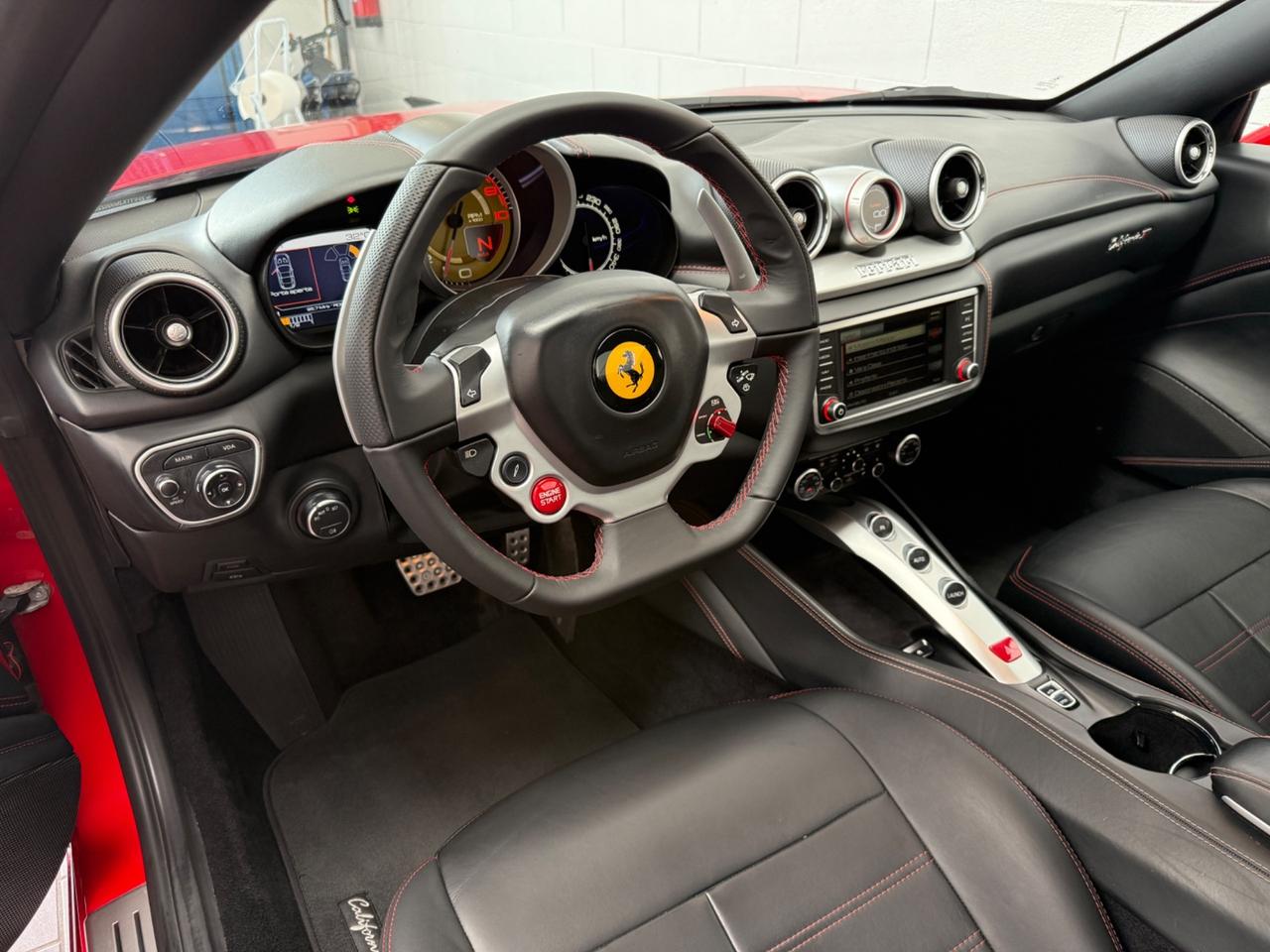 Ferrari California T DCT HANDLING SPECIALE 560CV