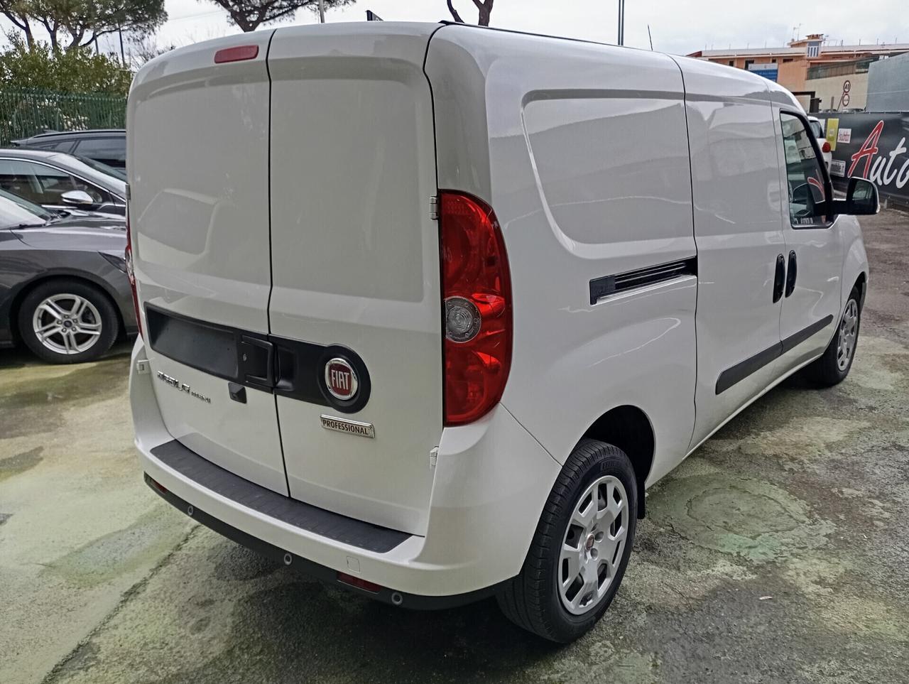 Fiat Doblo C. Maxi 1.6 Mjet 105CV Lounge 3 Posti