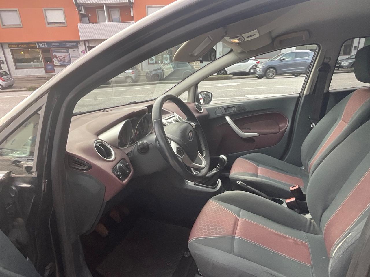 Ford Fiesta 1.2 82 CV 5 porte Titanium