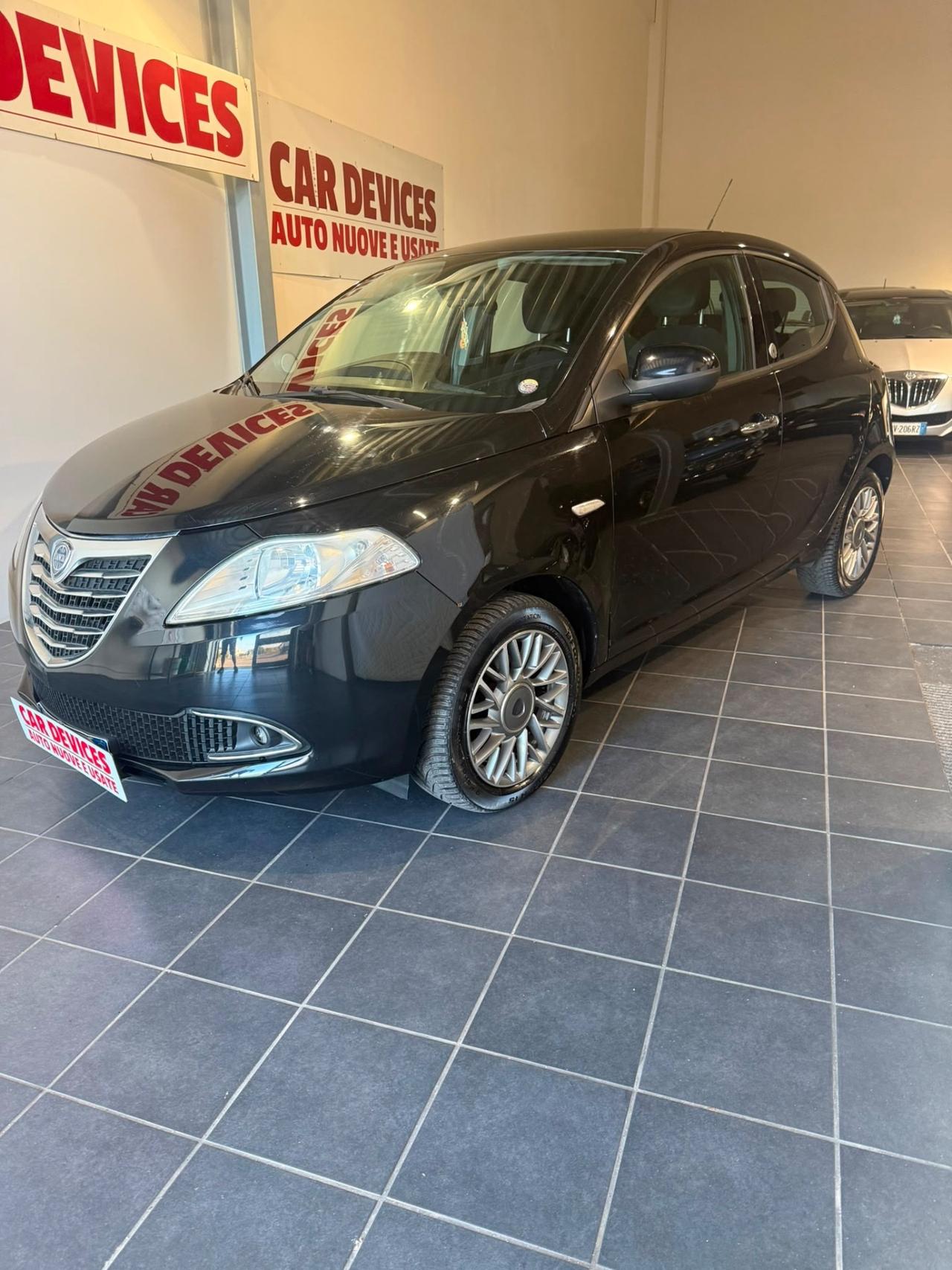 Lancia Ypsilon 1.2 -GPL -NEOPATENTATI -UNICO PROPRIETARIO