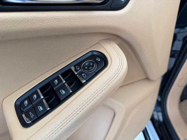 PORSCHE Macan 3.0 Diesel S //TETTO//20//