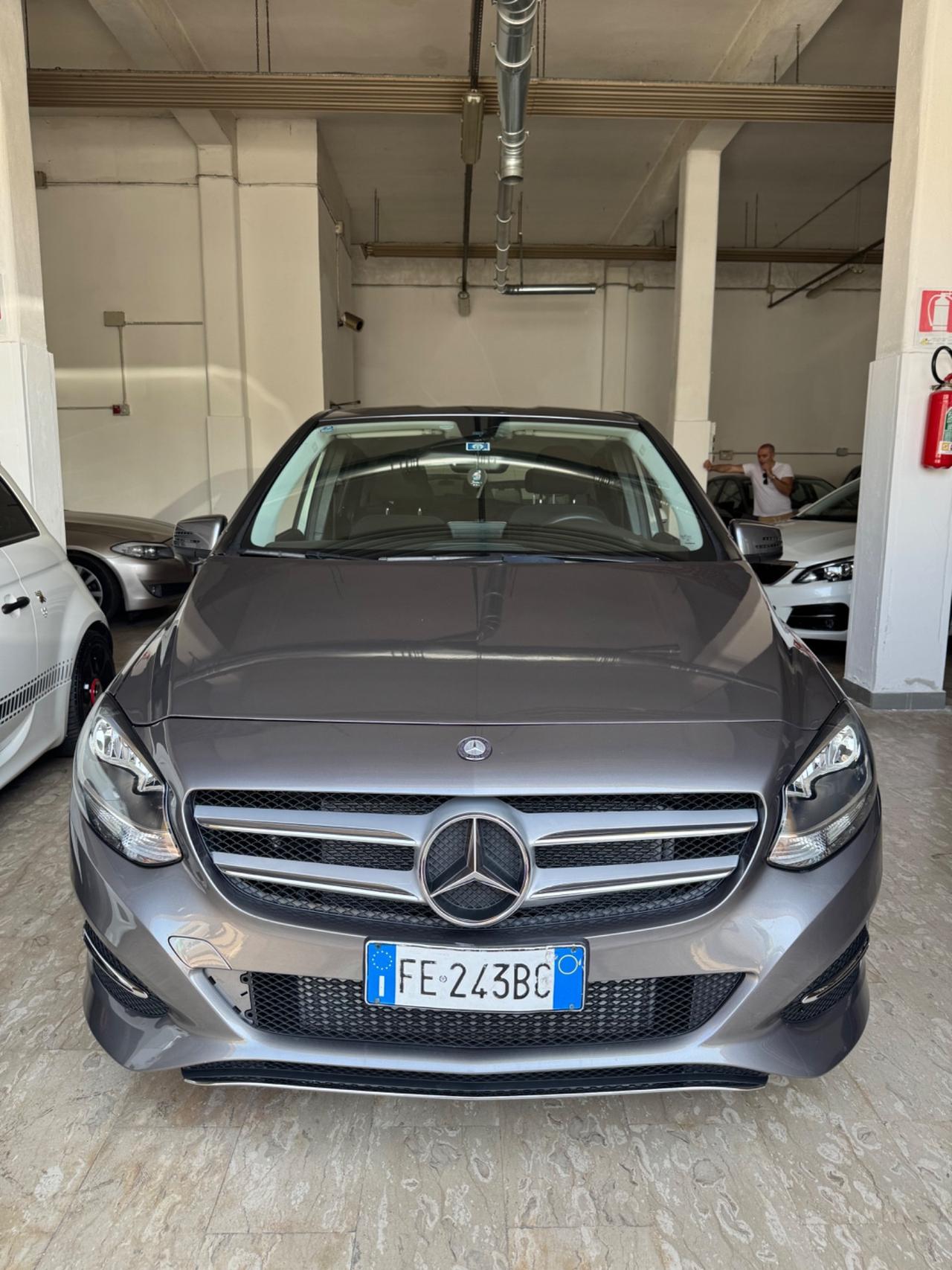 Mercedes-benz B 180 B 180 d Executive