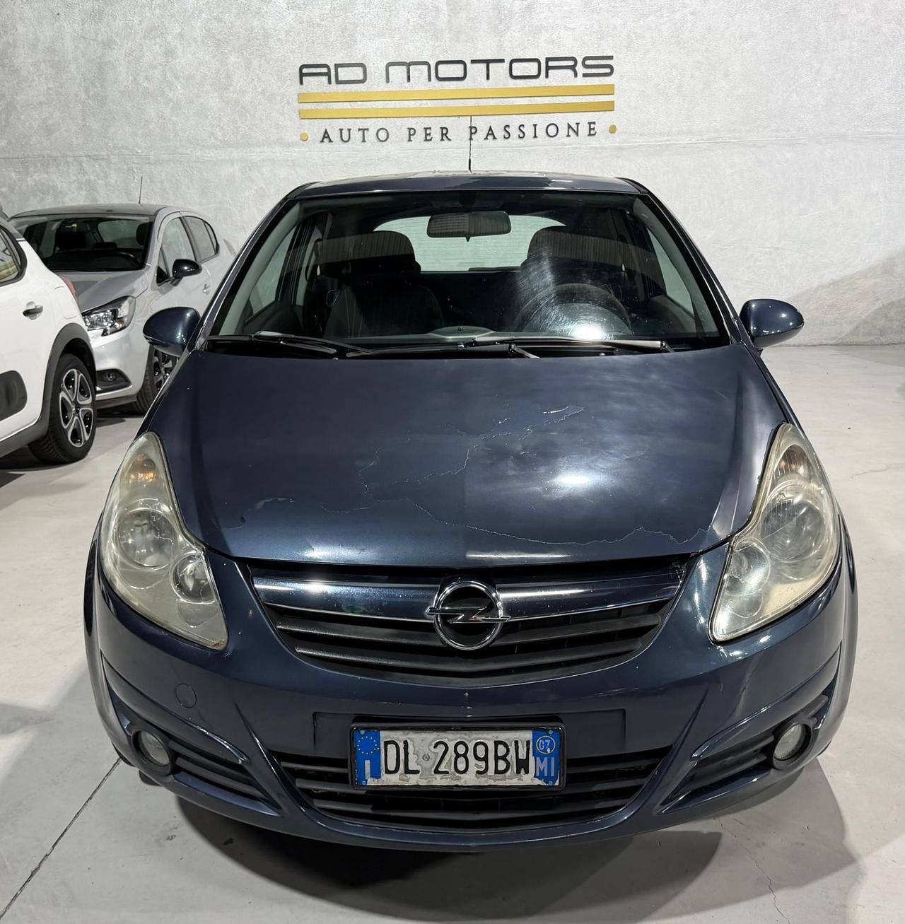 Opel Corsa Benzina Neopatentati 5 posti