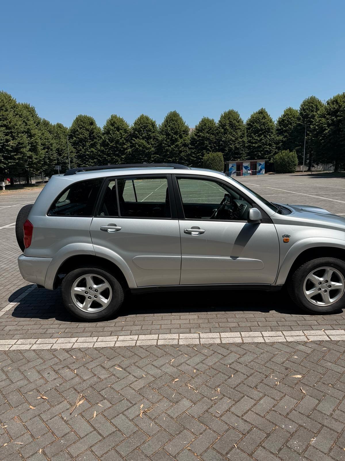 Toyota RAV 4 RAV4 2.0 Tdi D-4D cat 5 porte