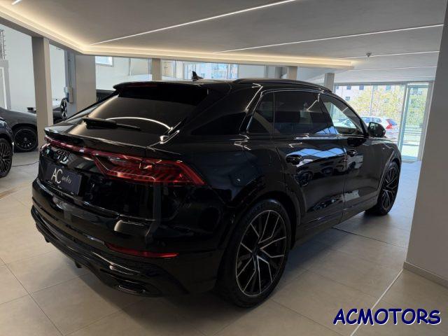 AUDI Q8 45 TDI quattro tiptronic Sport S LINE
