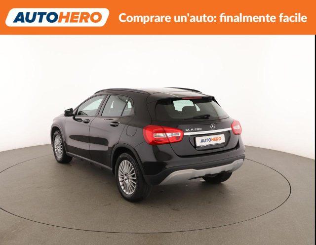 MERCEDES-BENZ GLA 200 Executive