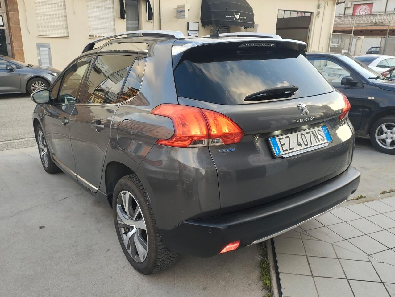 Peugeot 2008 BlueHDi 100 Allure