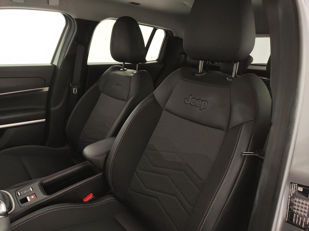 Jeep Avenger 1.2 Turbo 100 CV Summit