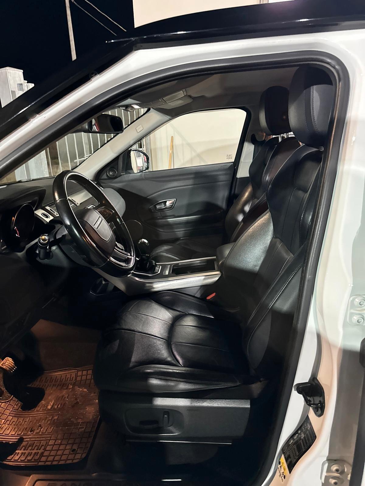 Land Rover Range Evoque 2.0 TD4 180 CV 5p. SE Dynamic