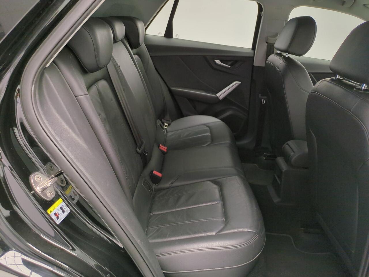Audi Q2 1.6 TDI 116 CV Design- MANUALE