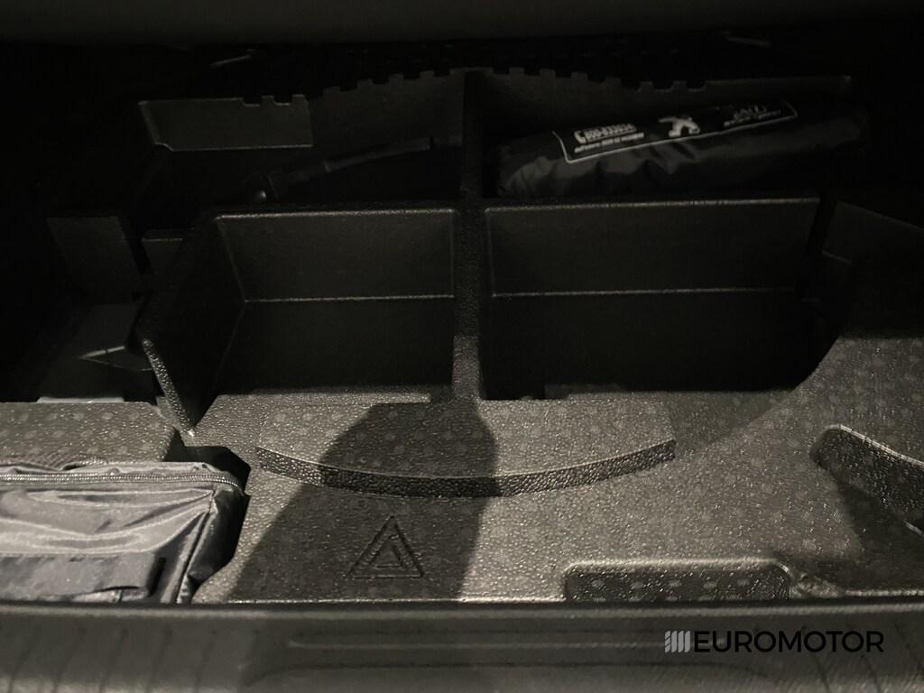 Peugeot 408 1.2 PureTech Allure Pack EAT8