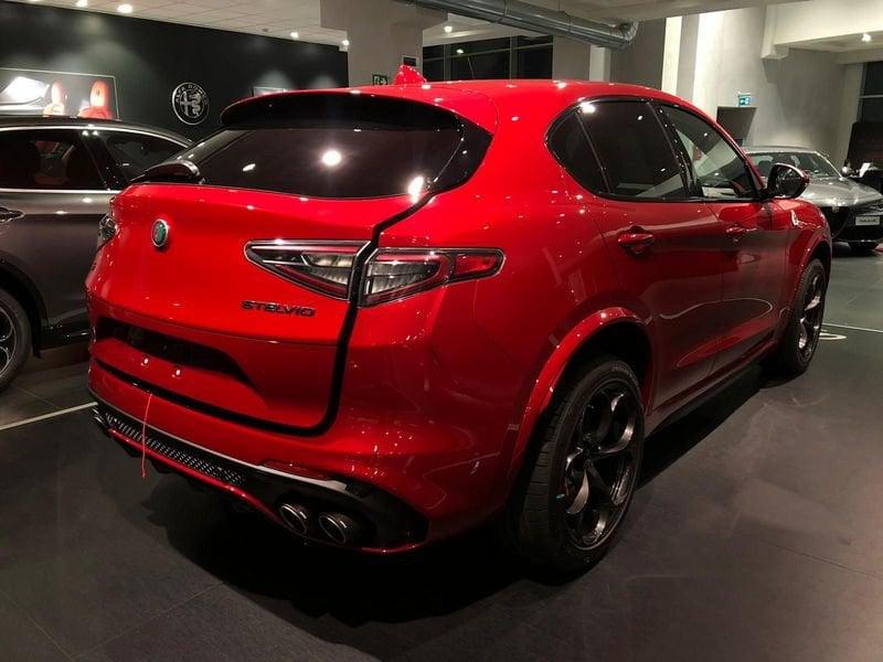 Alfa Romeo Stelvio 2.9 V6 Quadrifoglio Q4 510cv auto