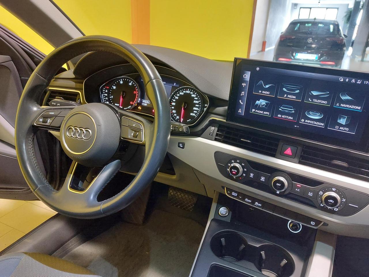 Audi A4 Avant 35 2.0 tdi mhev Business 163cv s-tronic