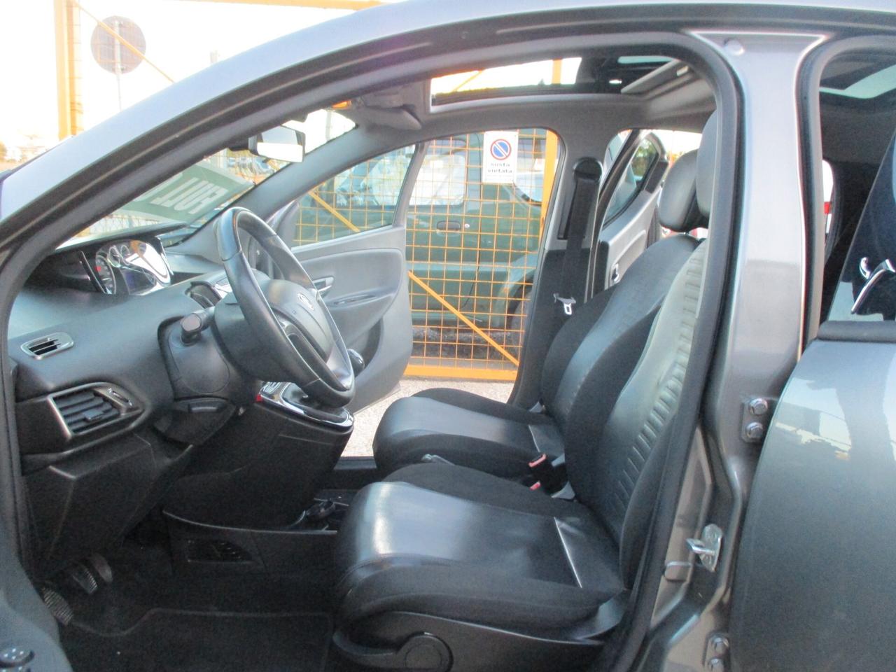 Lancia Ypsilon 1.3 MJT STRAFULL (TETTO APRIBILE)
