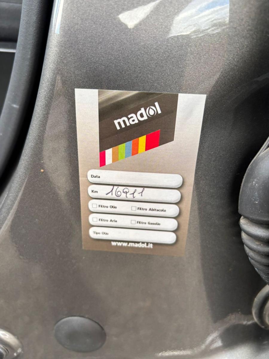 LANCIA Ypsilon 1.0 FireFly 5p S&S Hybrid Silver