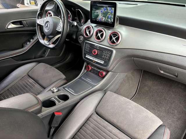 Mercedes-Benz CLA 200 Shooting Brake d Premium / 1 PROPRIETARIO /AMG