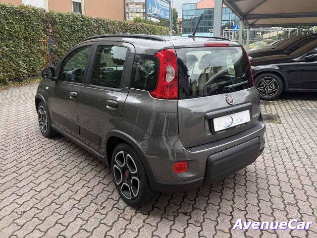 FIAT Panda 1.0 firefly hybrid City Life ADATTA A NEOPATENTATI