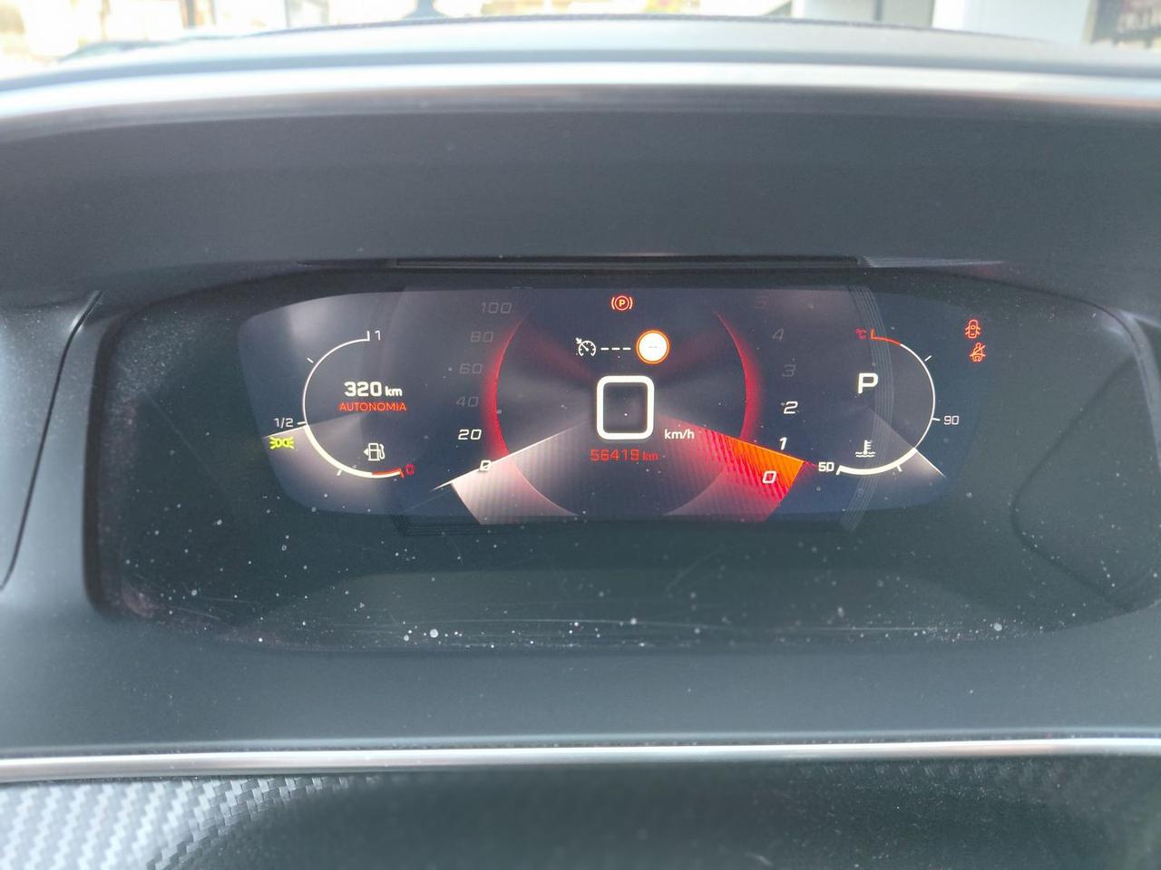 Peugeot 2008 Allure Pack 1.5 Blue HDI 130 #7949