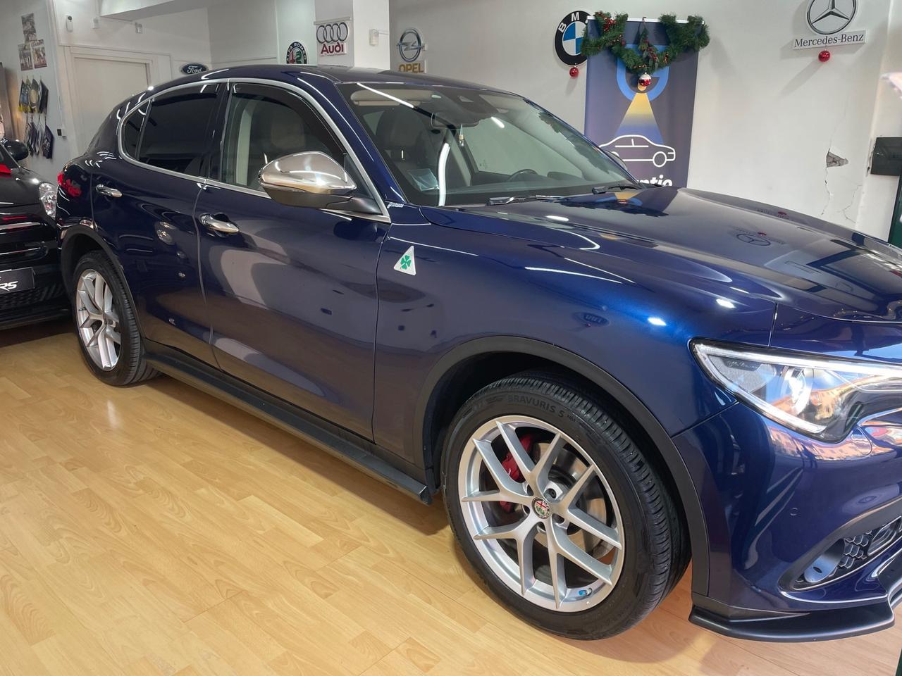 Alfa Romeo Stelvio 2.2 Turbodiesel 210 CV AT8 Q4 Executive