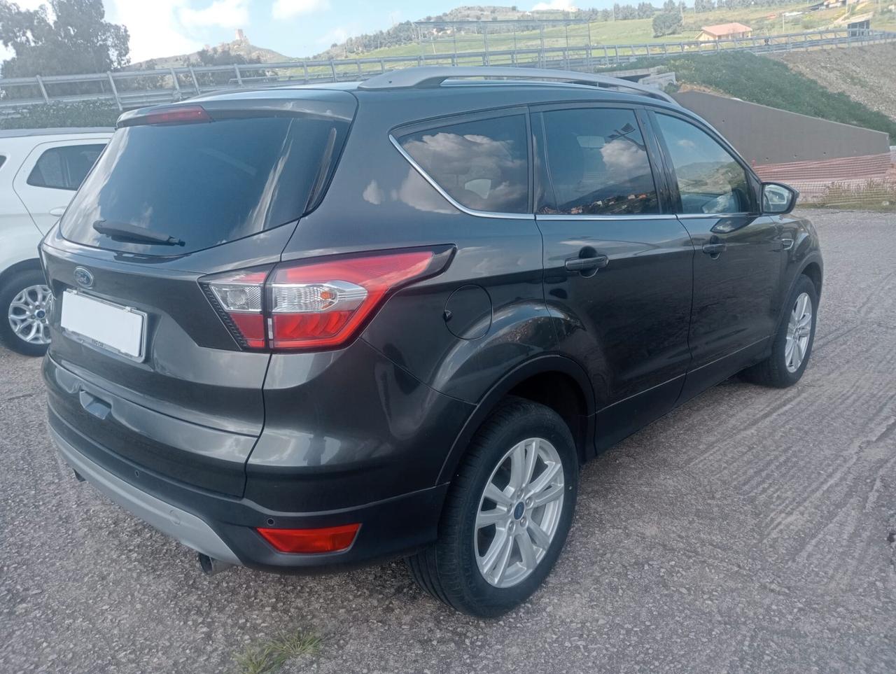 Ford Kuga 1.5 TDCI 120 CV S&S 2WD Plus