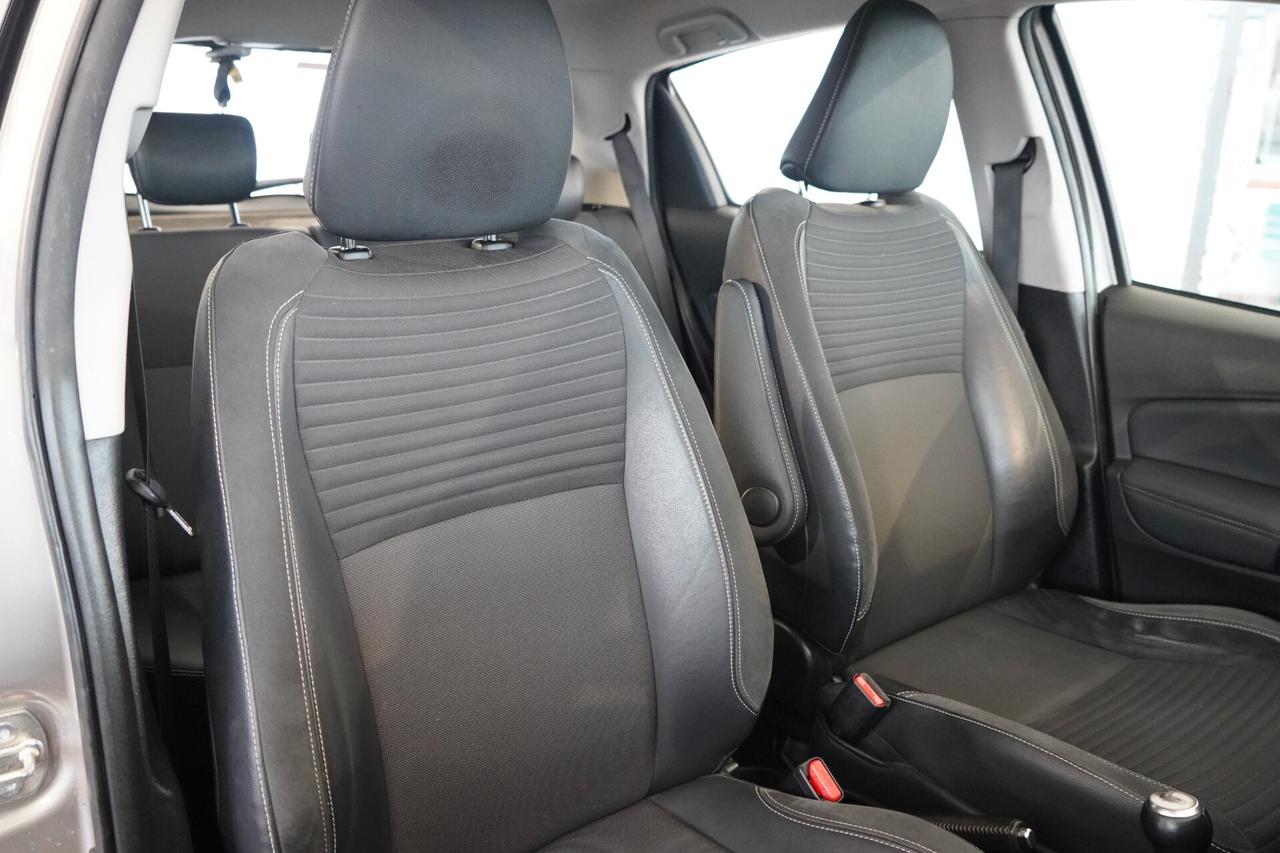 Toyota Yaris 1.0 5 porte Lounge 70 CV