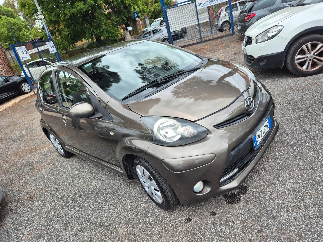 Toyota Aygo 1.0 12V VVT-i 3 porte Orange Connect MMT
