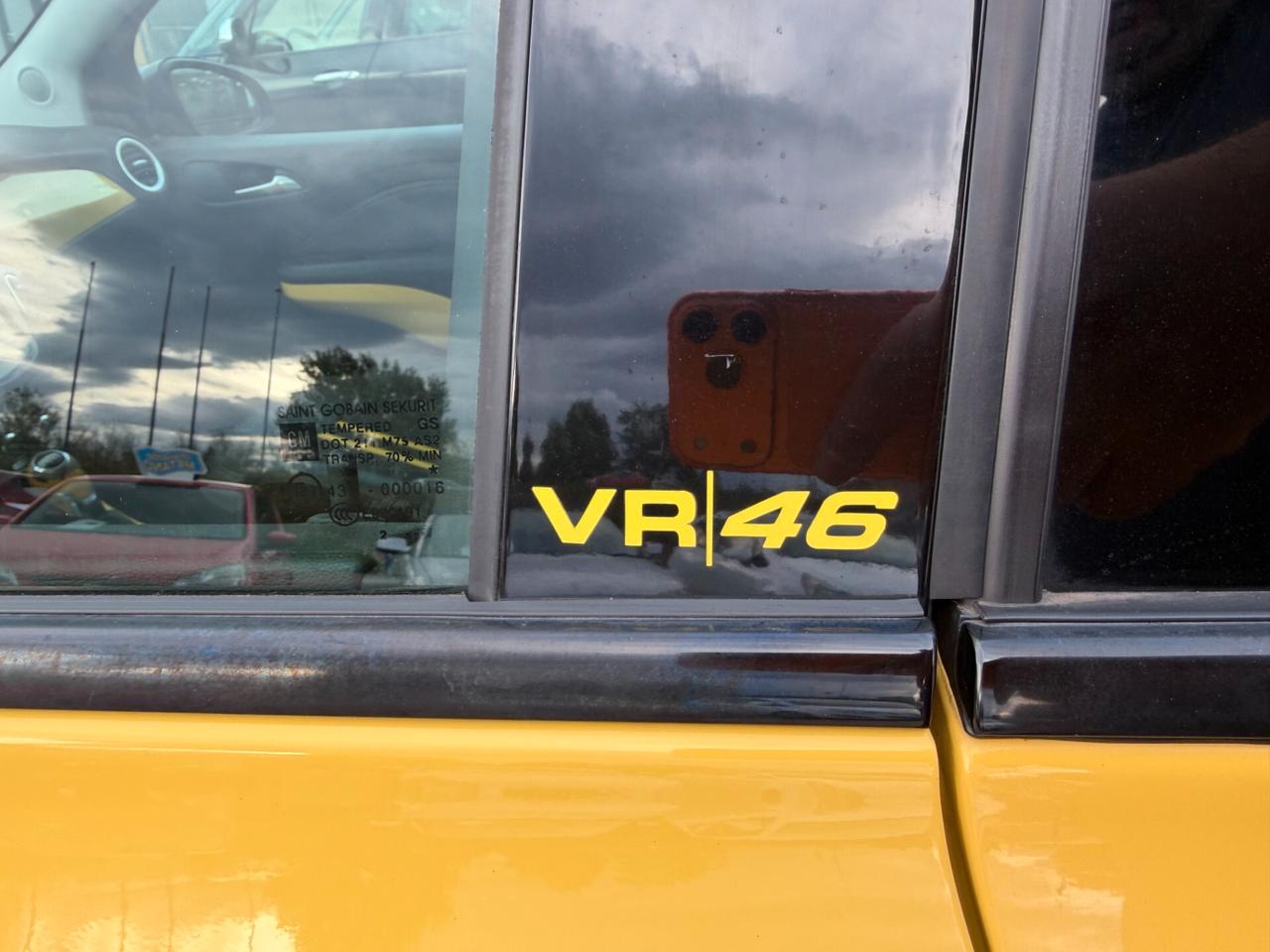Opel Adam 1.4 100 CV VALENTINO ROSSI VR46