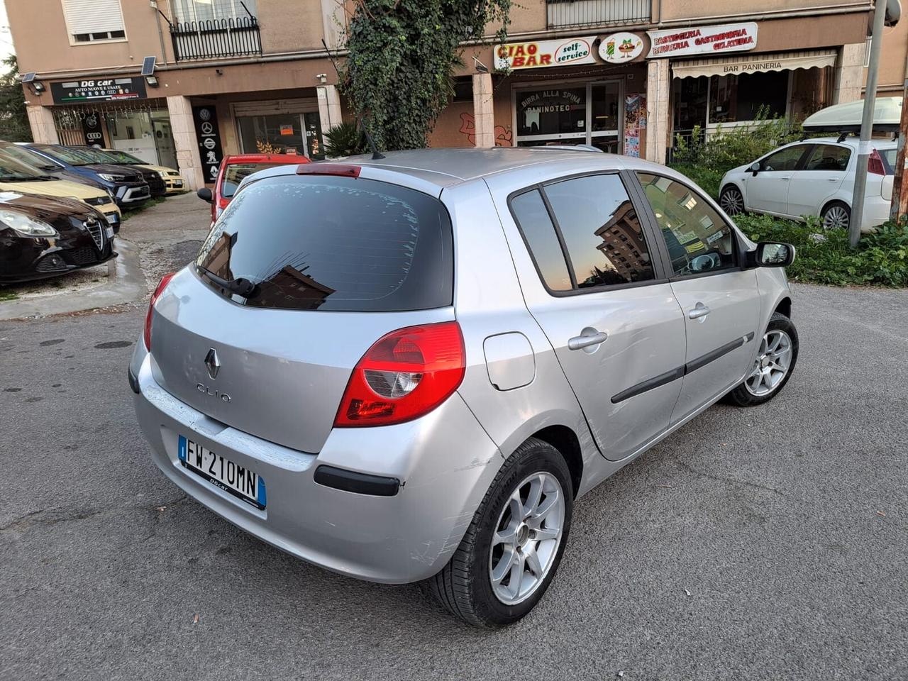 Renault Clio 1.5 dCi 70CV 5 porte Dynamique