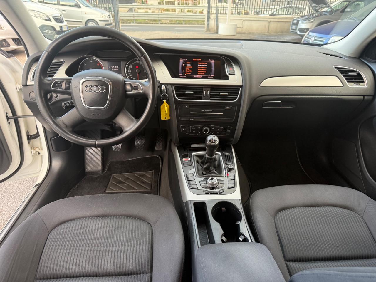 Audi A4 Avant 2.0 TDI 120 CV S-LINE