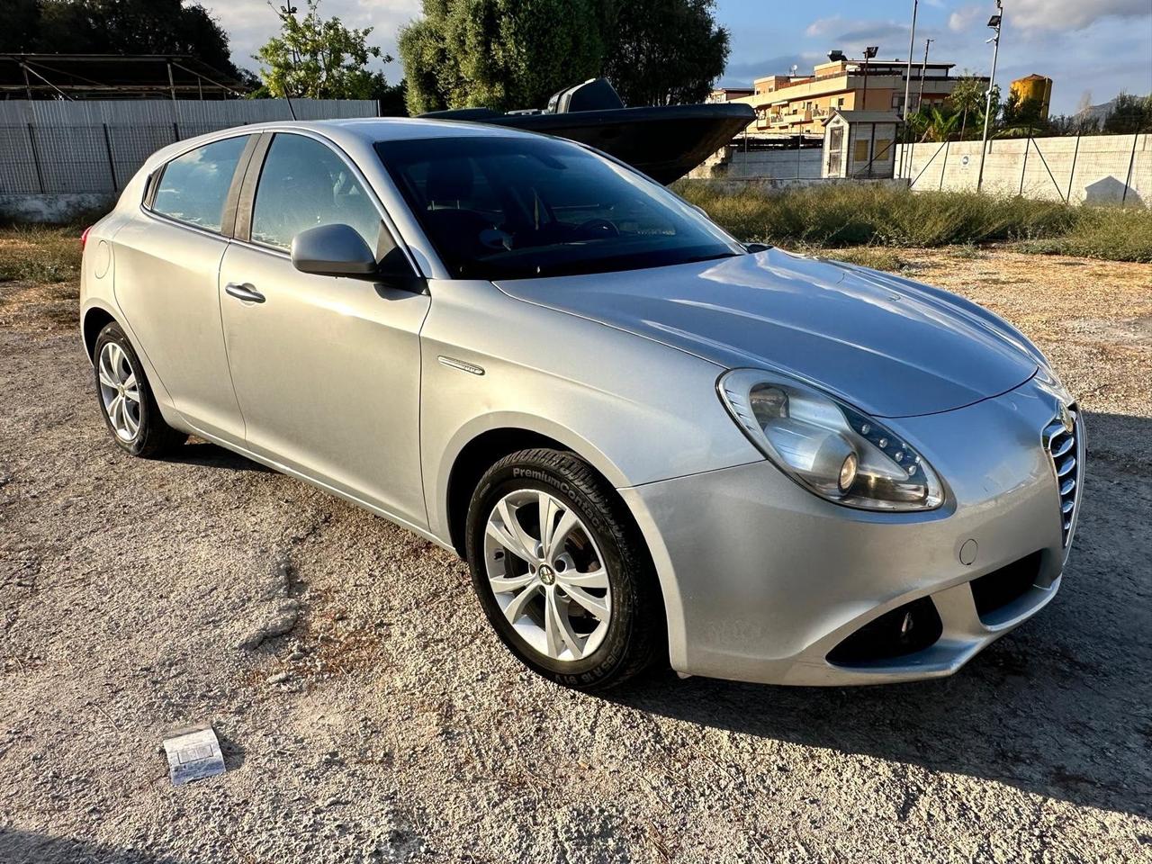 Alfa Romeo Giulietta 1.6 JTDm-2 105 CV Distinctive